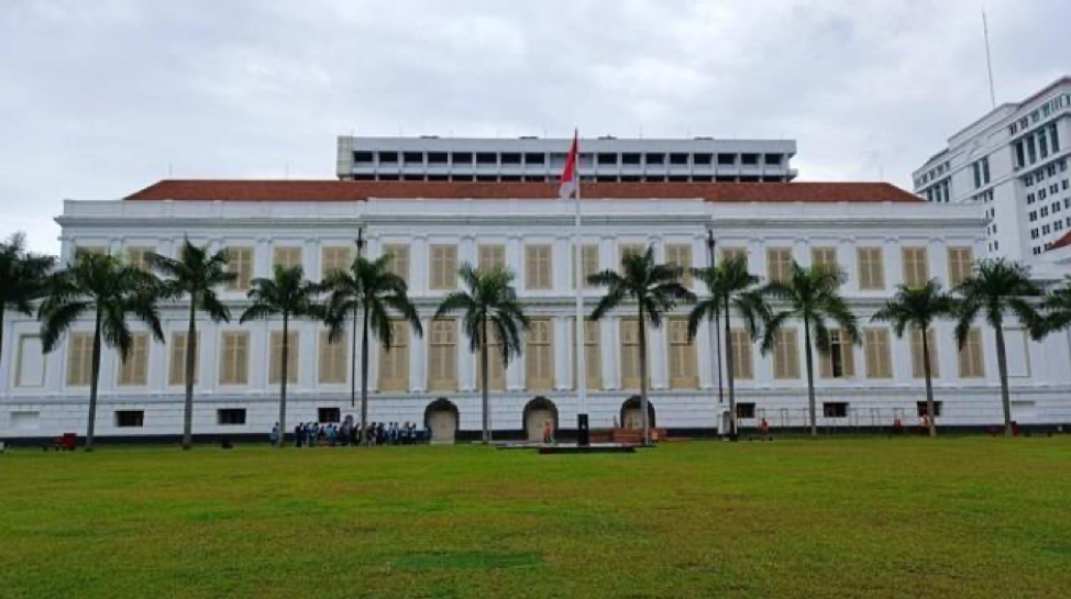 gempa Batavia masih meninggalkan gedung-gedung yang sampai saat ini masih ada.