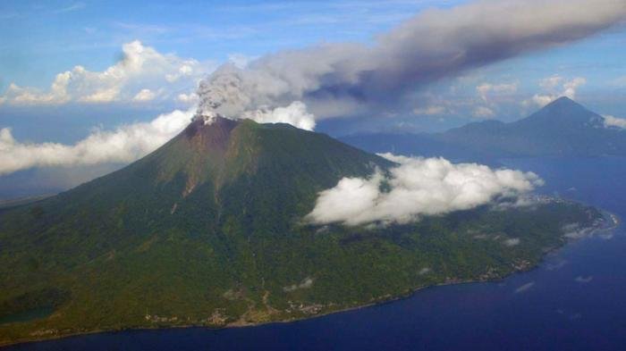 gunung gamalama