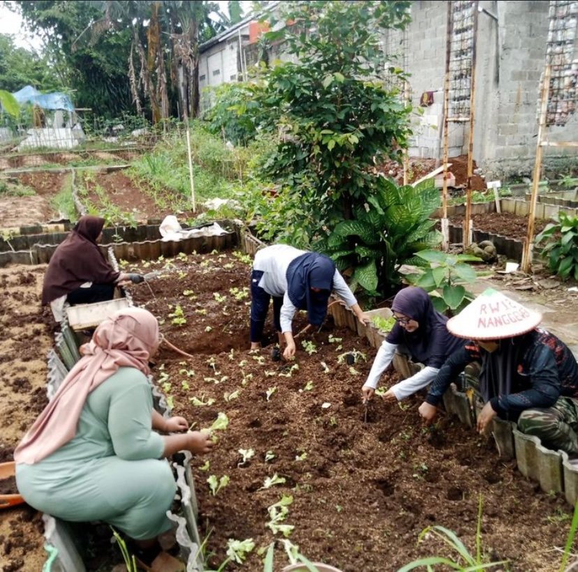 kampung ramah lingkungan