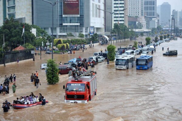 Tetap Waspada Banjir, ini 3 Hal yang Perlu disiapkan