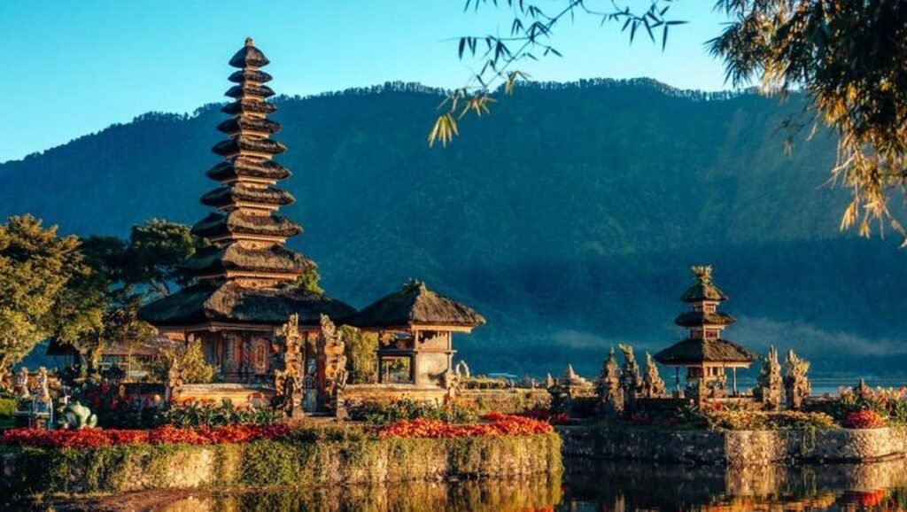 Tri Hita Karana, Bali Tidak Boleh Punya Bangunan Lebih dari Pohon Kelapa