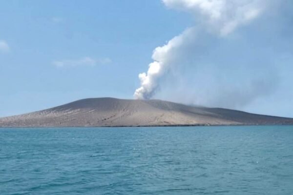 Selain Gunung Anak Krakatau, 4 Gunung Ini Wajib diwaspadai