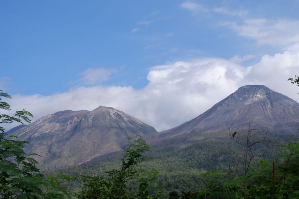 gunung