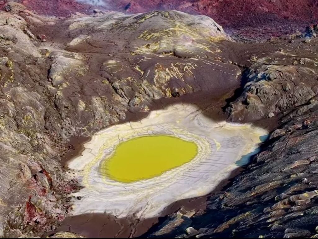 erupsi
